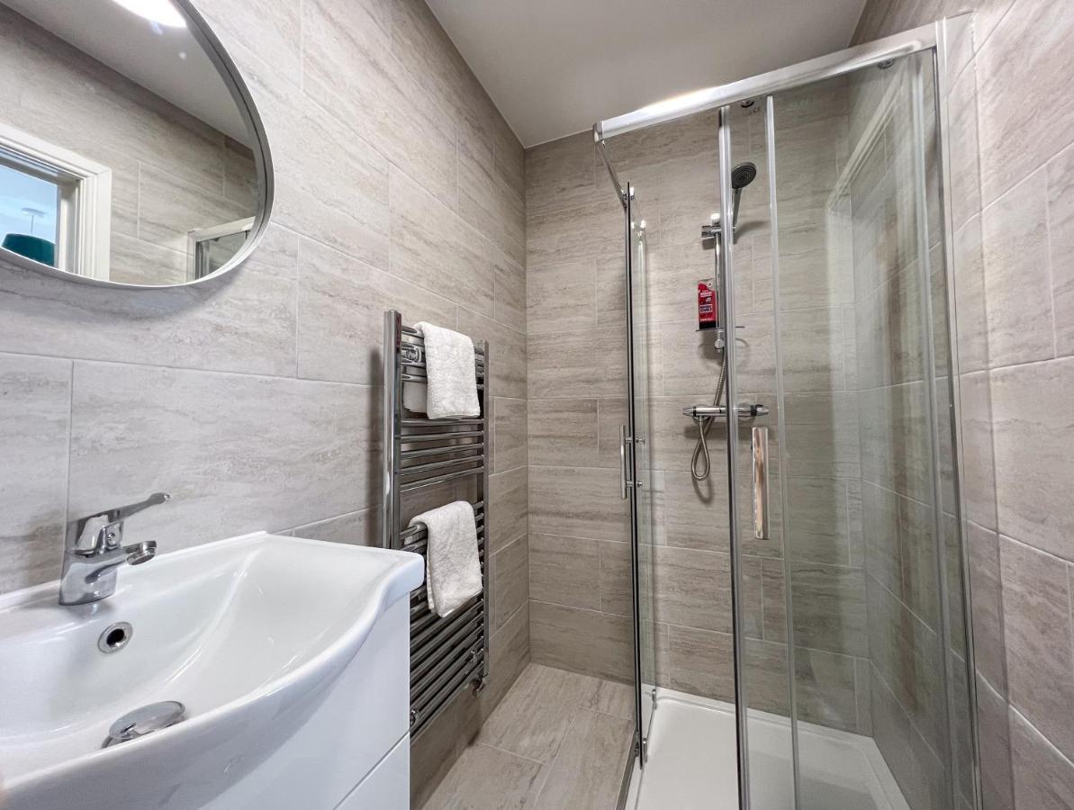 Heartland House, 7 Spacious Bedrooms Sleeps 4 Plus, Near Nec, Jlr,Bhx Бирмингам Екстериор снимка
