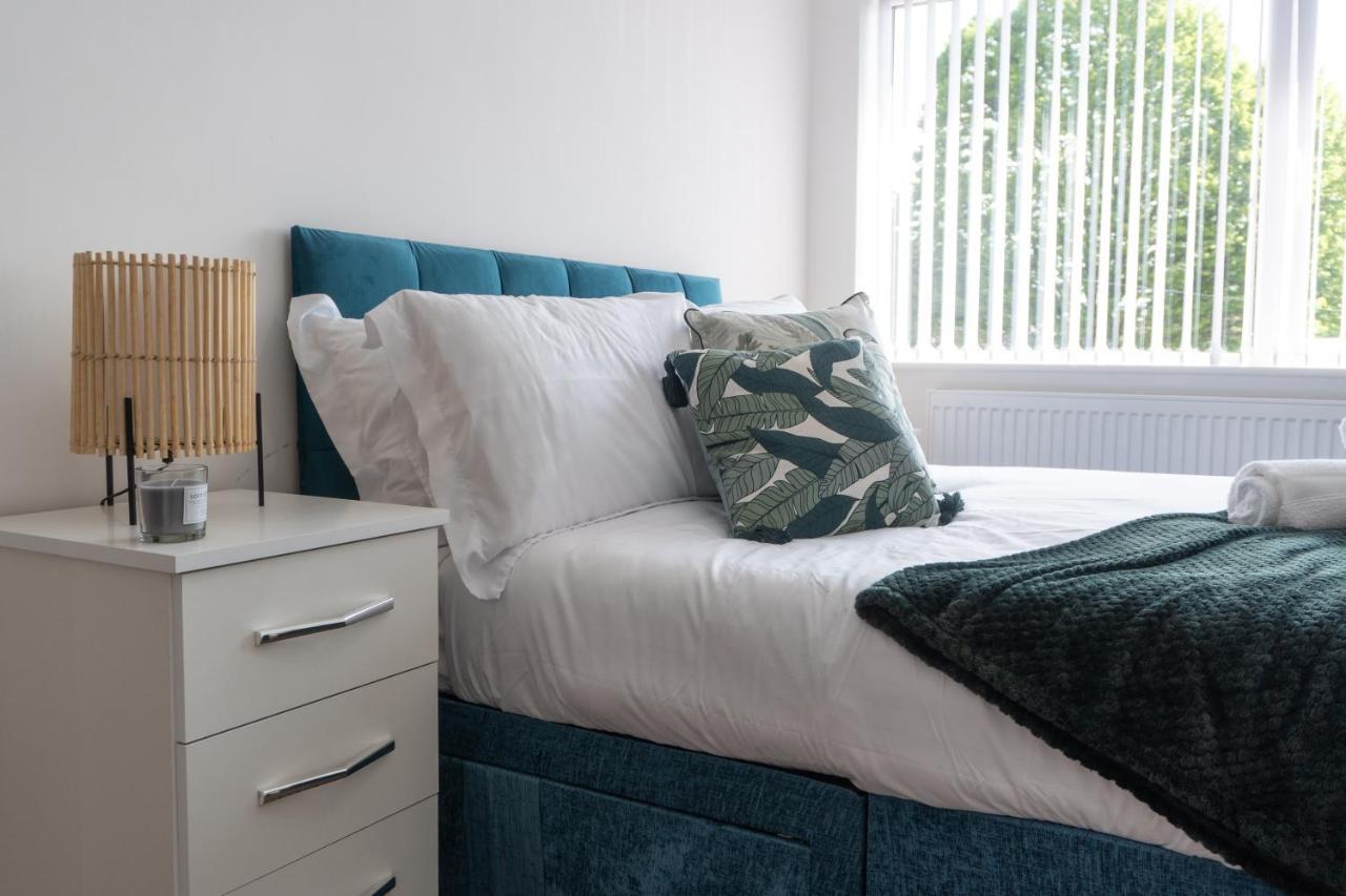 Heartland House, 7 Spacious Bedrooms Sleeps 4 Plus, Near Nec, Jlr,Bhx Бирмингам Екстериор снимка